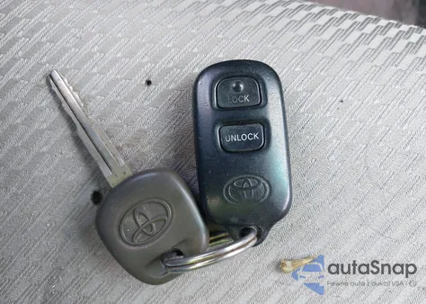 2006 Toyota Highlander Sport V6 from USA, damaged, VIN JTEEP21A160171106